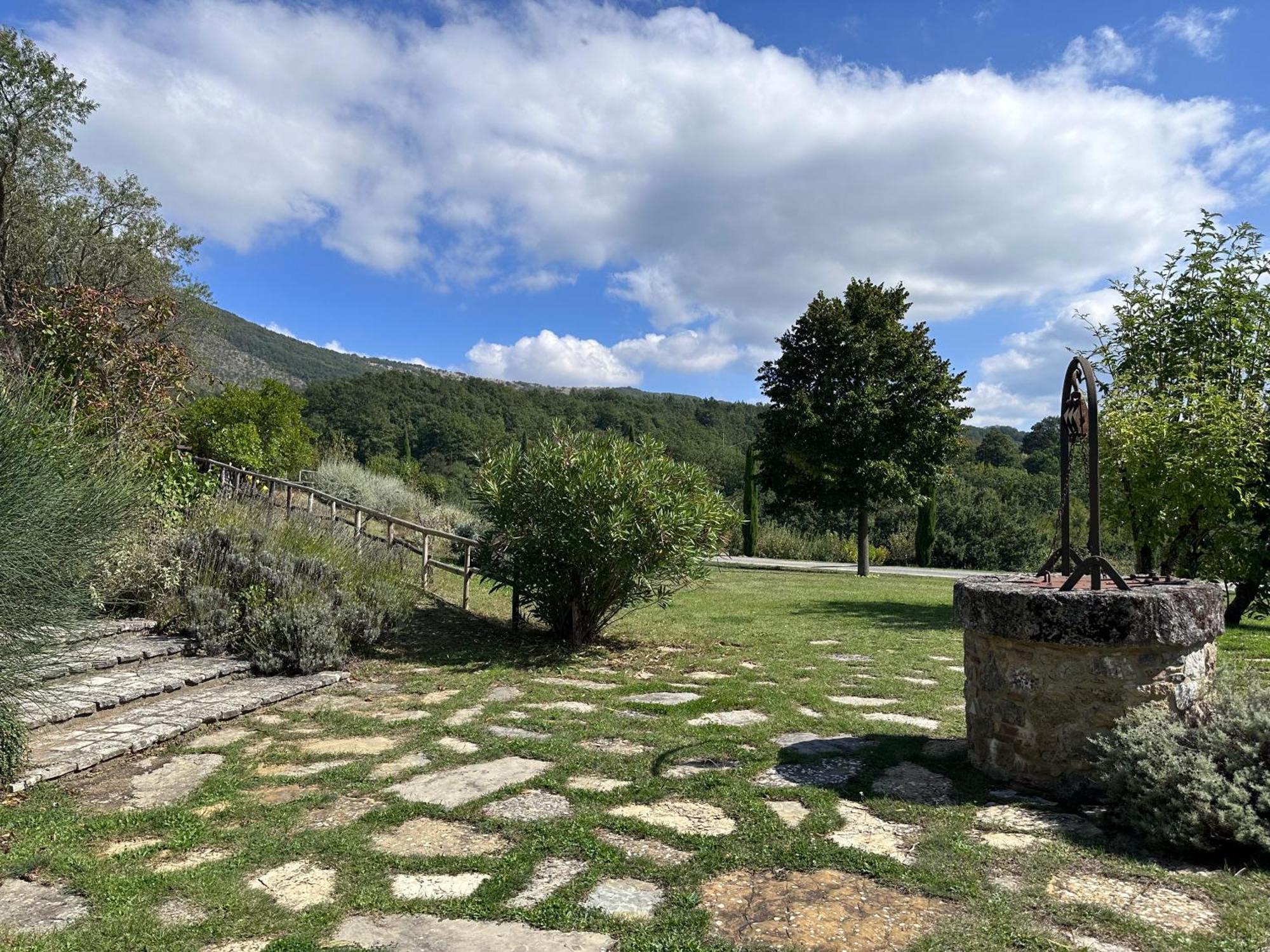 Casa Mae Apartment Sarteano Bagian luar foto